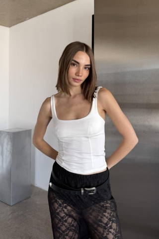 MUSCULOSA MICROFIBRA CUELLO CUADRADO CON RECORTES - ART. 118