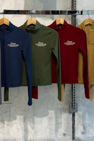 REMERA ML CON CIERRE