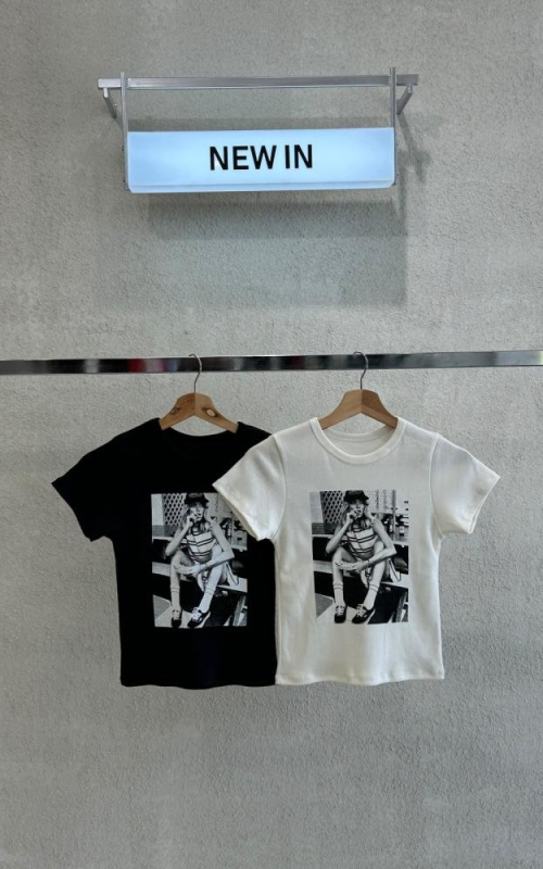 REMERA RIBB BABY TEE "ANNIE MCGINTY" - ART. 133