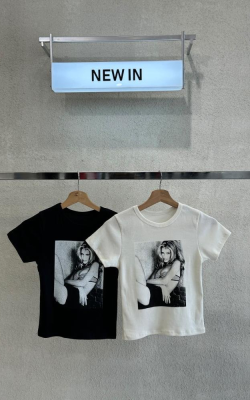 REMERA RIBB BABY TEE "CLAUDIA SCHIFFER" - ART. 133